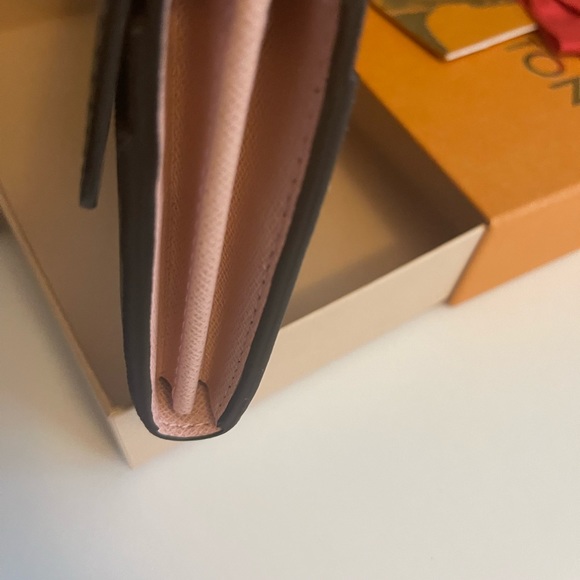 Louis Vuitton Sarah wallet - Picture 8 of 10